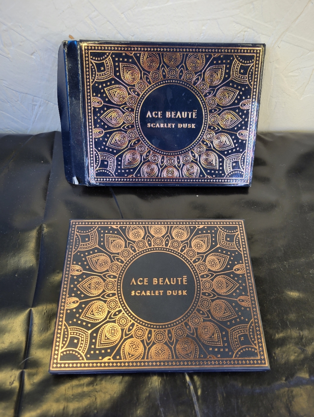 Ace Beaute Scarlet Dusk Eyeshadow Palette, a 12-color makeup palette